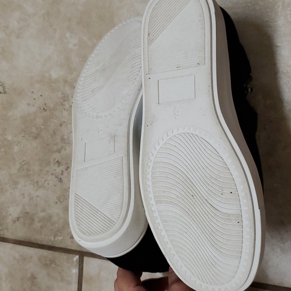 Black suede sneaker shoes new - Picture 7 of 9